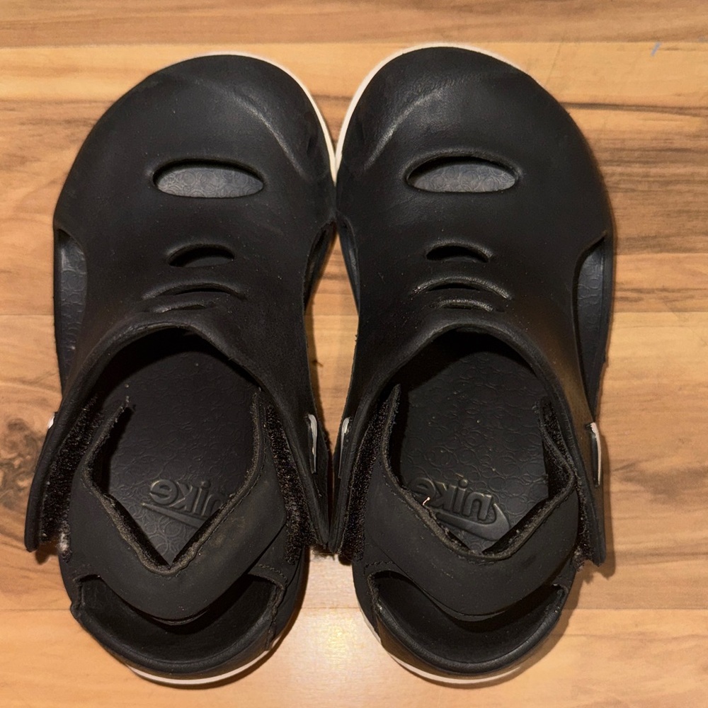 Nike Kids Black Water Shoes